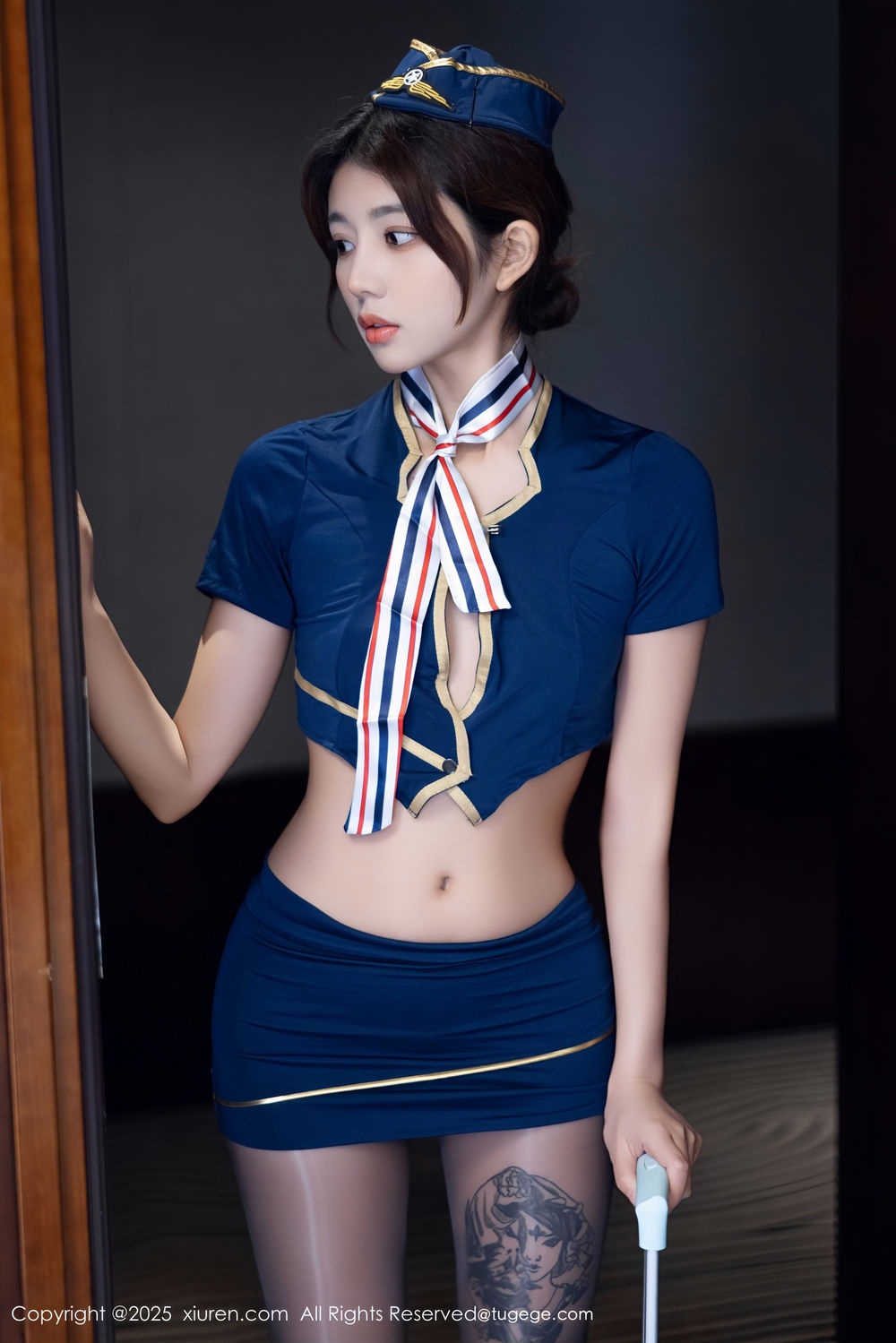 [XiuRen秀人网] 2025.12.16 No.11112 姜冉冉_Renee@ [70+1P]