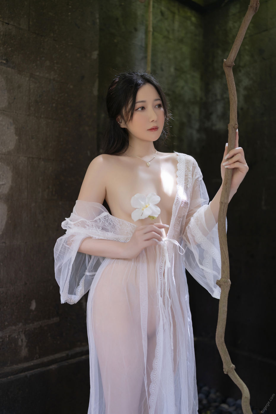 鱼子酱《夕颜》原版写真 [120P-1.47G]
