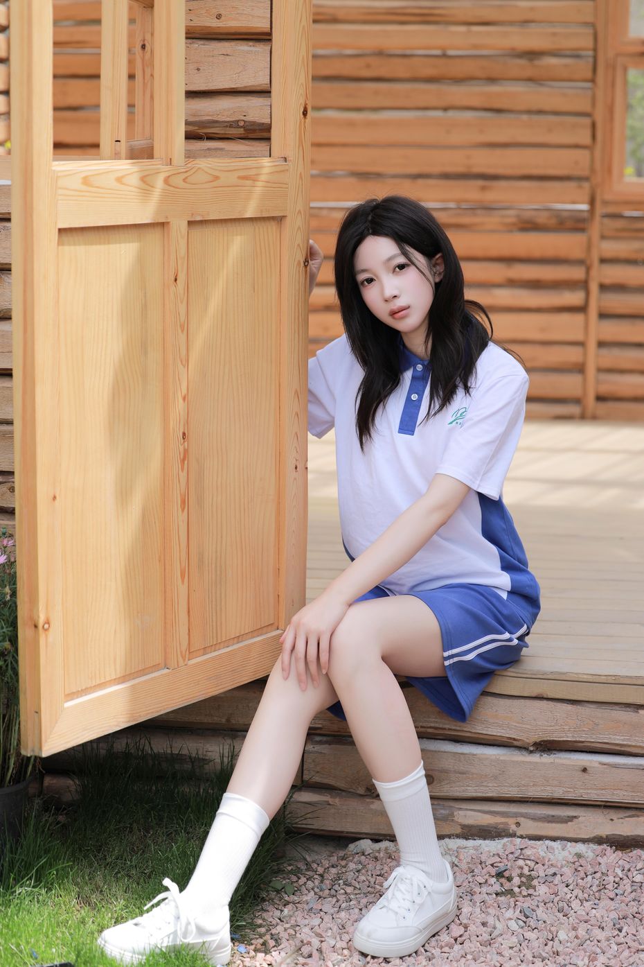 橙子酱《木屋中的JK小仙女》原版写真  [74P-303MB]