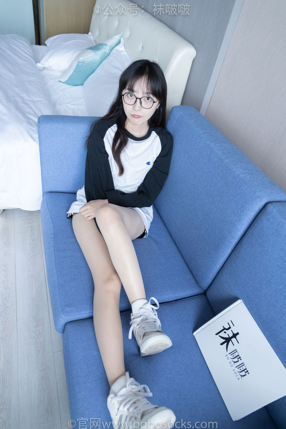 [BoBoSocks袜啵啵]NO.015 稚予-阿迪板鞋、白色短棉袜、肉丝[135P+1V／3.05GB]
